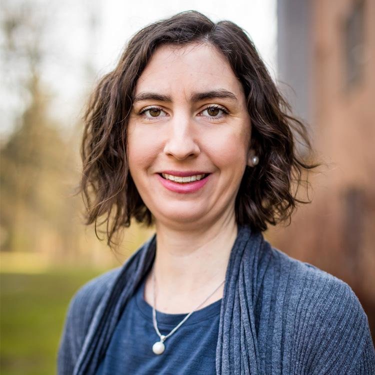 Dr. Amy Richards